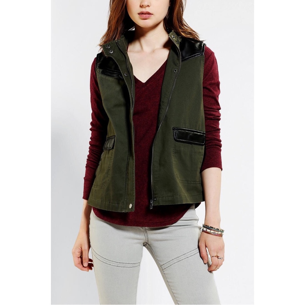 BDG | Army Green Vegan Surplus Vest S